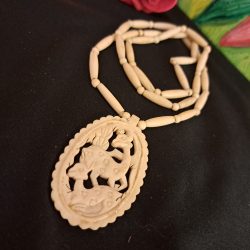 Csont nyakék /77/