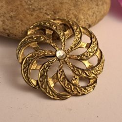 Aranyozott Cirkon bross 3 cm-es