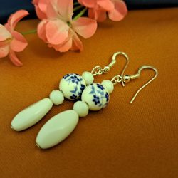 Porcelán virág fülbevaló 4 cm-es /997/