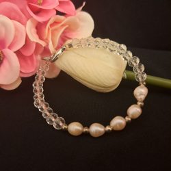 Tenyésztettgyöngy és kristály karkötő 0,6 cm-es