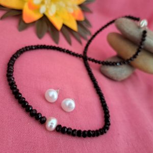 Igazgyöngy és kristály nyaklánc + fülbevaló 