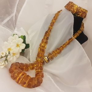 Régi Borostyánkarkötő és nyaklánc , brutál de szuper.