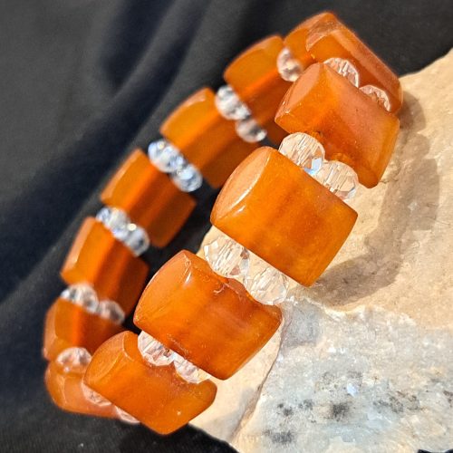 Borostyán karkötő 1,5 cm-es, antik ékszer modern formában