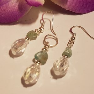 Csehkristály és Topáz ékszerszett.